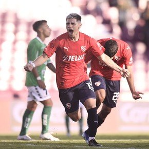 Independiente se floreó ante Laferrere y avanzó en la Copa Argentina