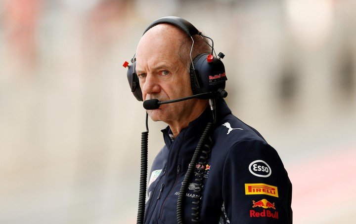 Adrian Newey, importantísimo en el armado del RB20.