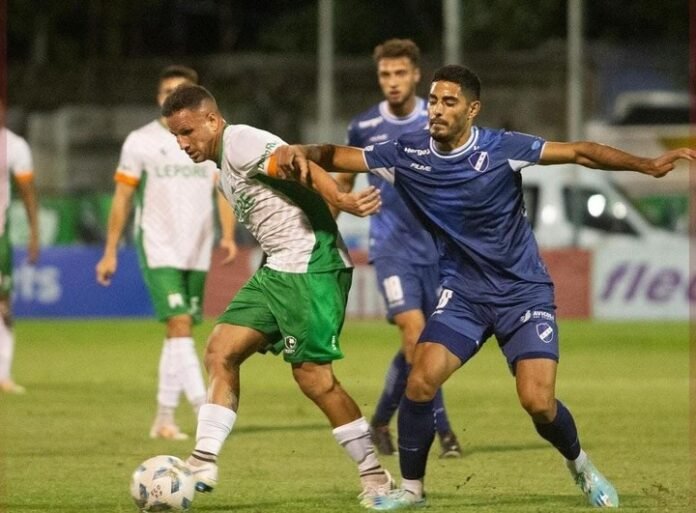 En el cierre de la fecha, Ferro ganó, gustó, goleó y se ilusiona