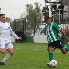 Camioneros volvió a ganar y es más puntero que nunca