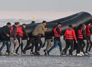 Qué es el «plan Ruanda» con el que Reino Unido quiere combatir la inmigración ilegal (y los países de América Latina a los que buscaría extenderlo)