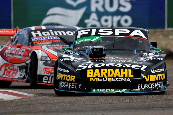 Ford y Mustang, mano a mano. (@actcargentina)