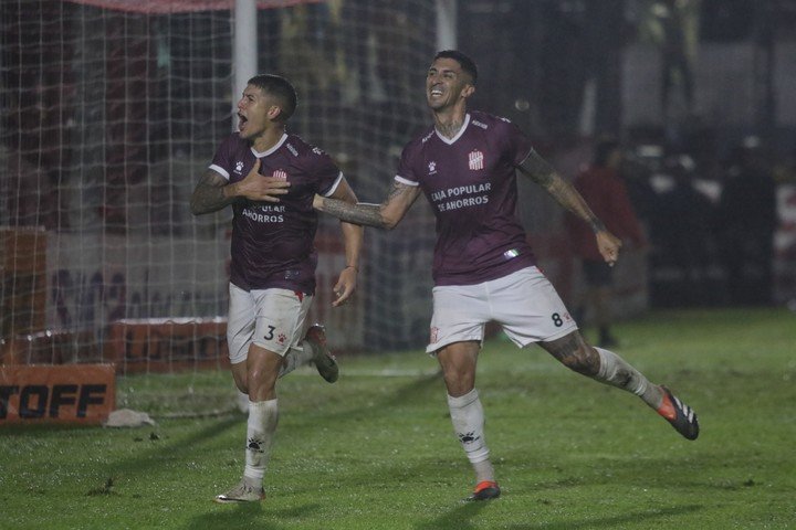El conjunto tucumano busca prenderse en la cima.