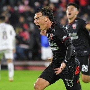 De la mano de Aguirre, Newell's le ganó con autoridad a Platense