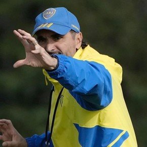 Con dos bajas de peso, los concentrados de Boca para visitar a Trinidense por la Sudamericana