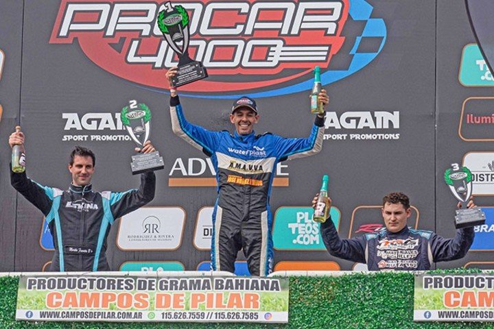 El podio de la Clase B del Procar 4000: Heredia, Fuentes y Guillet (PH: Flor Águila)