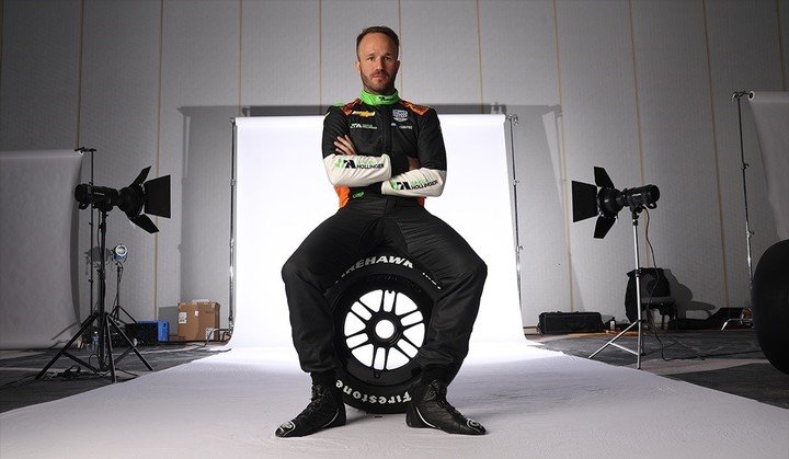 Agustín Canapino en una sesión de fotos del IndyCar. (IndyCar Series)