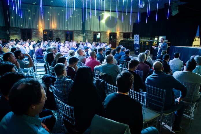 Cómo fue Impulsando el Futuro, el evento corporativo de Grupo Pignatta con la presencia de Zuchovicki