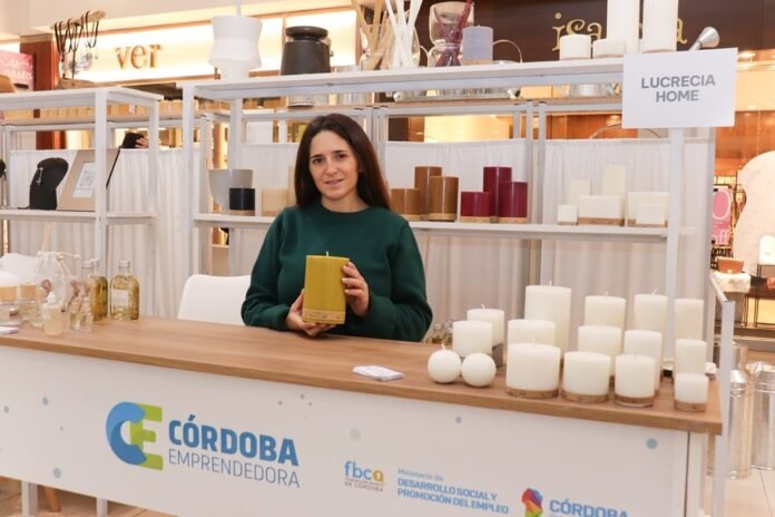 Córdoba Emprendedora abrió su espacio comercial en el Paseo Rivera