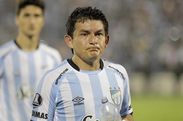 El Pulga podría tener su retiro en el Decano.
