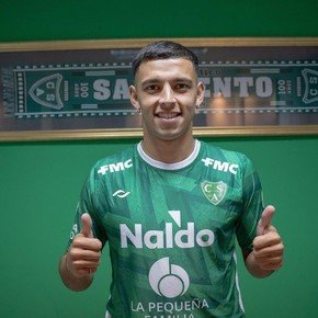 ¿Cómo se refuerza Sarmiento en este mercado de pases? 