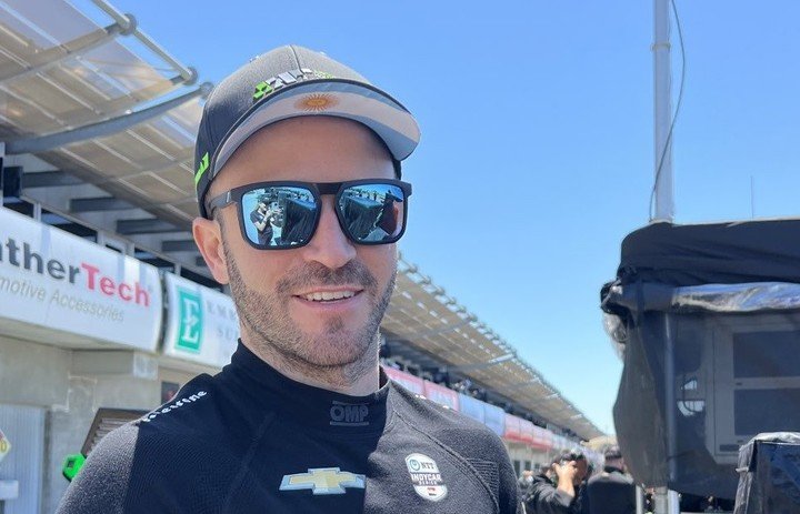 Como para no sonreír: Canapino la rompió en Laguna Seca. (Juncos Hollinger Racing)