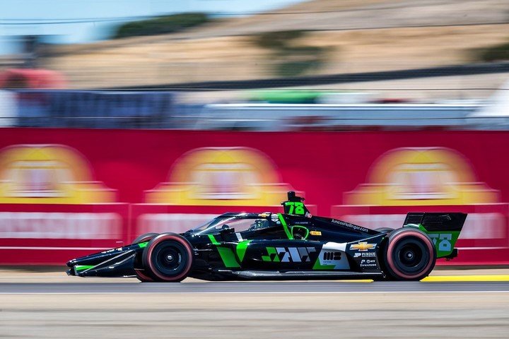 Canapino va por más en Toronto.