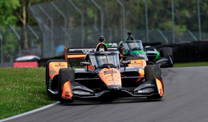 Pato O'Ward festejó en Mid-Ohio. (Prensa IndyCar / Paul Hurley)