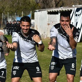 El ex Boca que es DT del nuevo puntero del Nacional