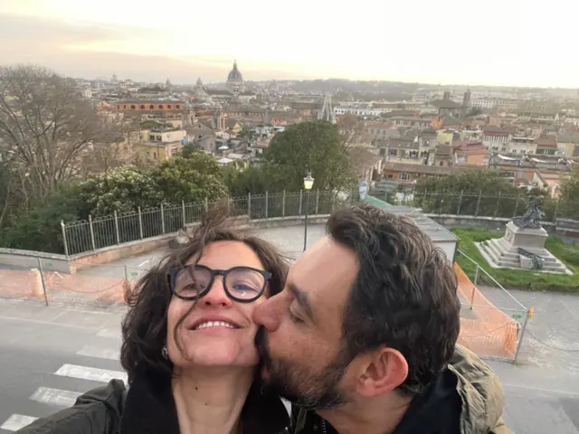 Tatiana Andia, en Italia junto a su esposo. 