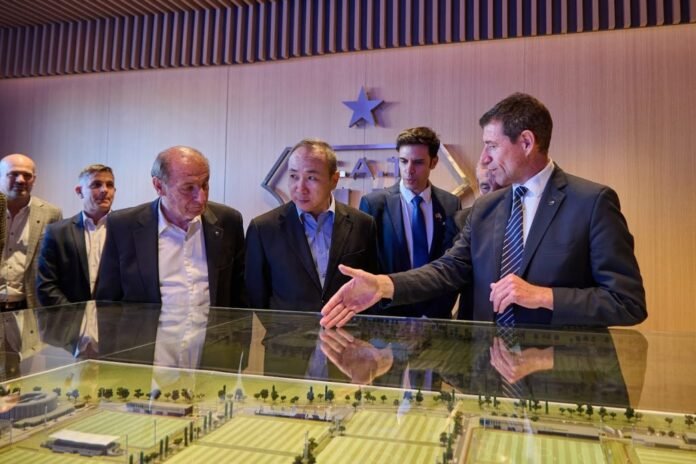 El Embajador de China visitó Talleres junto a empresarios