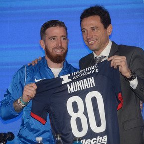 Iker Muniain fue presentado en San Lorenzo: el extraño número que va a usar, cuándo podrá jugar y la respuesta a Scaloni