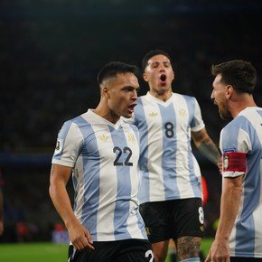 Oficial: la Selección Argentina se mantuvo en la cima del Ranking FIFA y cómo quedó el Top10