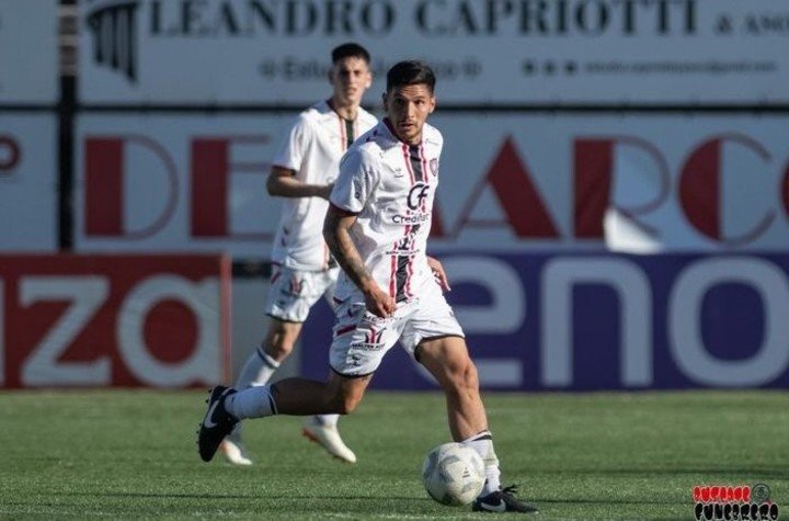 Marcos Astina tiene contrato en Chaca hasta el 31 de diciembre (Prensa Chacarita)