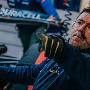 Video: el inmenso trabajo de Williams para reparar el auto de Colapinto