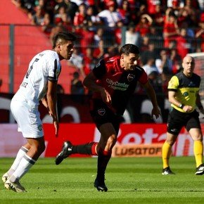Newell's encontró el segundo y le gana a Central Córdoba