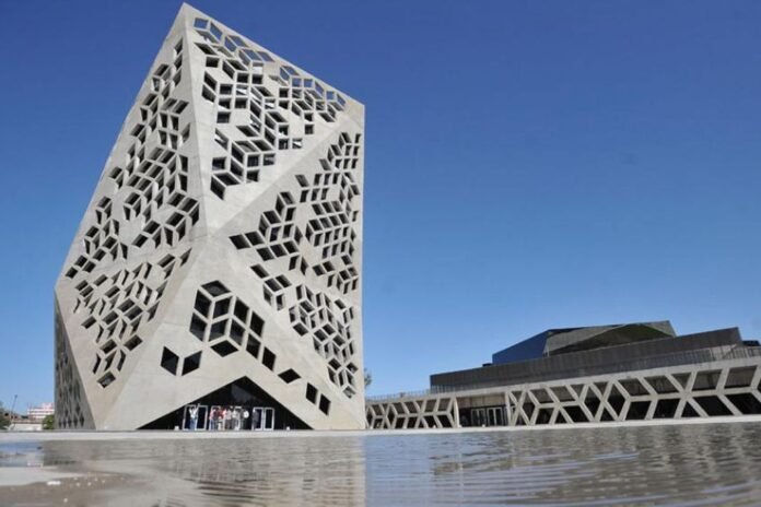 Canje de deuda: cómo es la negociación que asoma para destrabar las deudas de Nación a provincias