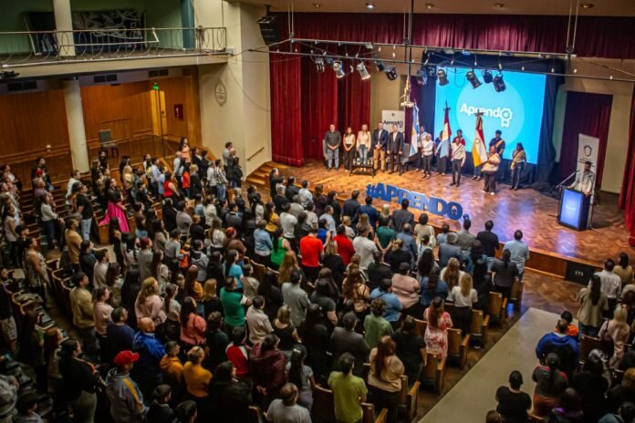 Este año egresaron 135 alumnos y alumnas que se propusieron como meta finalizar sus estudios