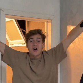 El video inédito de Colapinto y Bizarrap bailando: "Menos mal que manejo autitos"