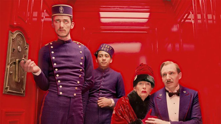 Paul Schlase, Tony Revolori, Tilda Swinton y Ralph Fiennes en El Gran Hotel Budapest.