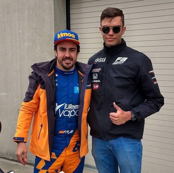 Leguizamón, en sus tiempos de Fórmula 3 Américas, junto a Fernando Alonso. (Foto: @BaltaLeguizamón)