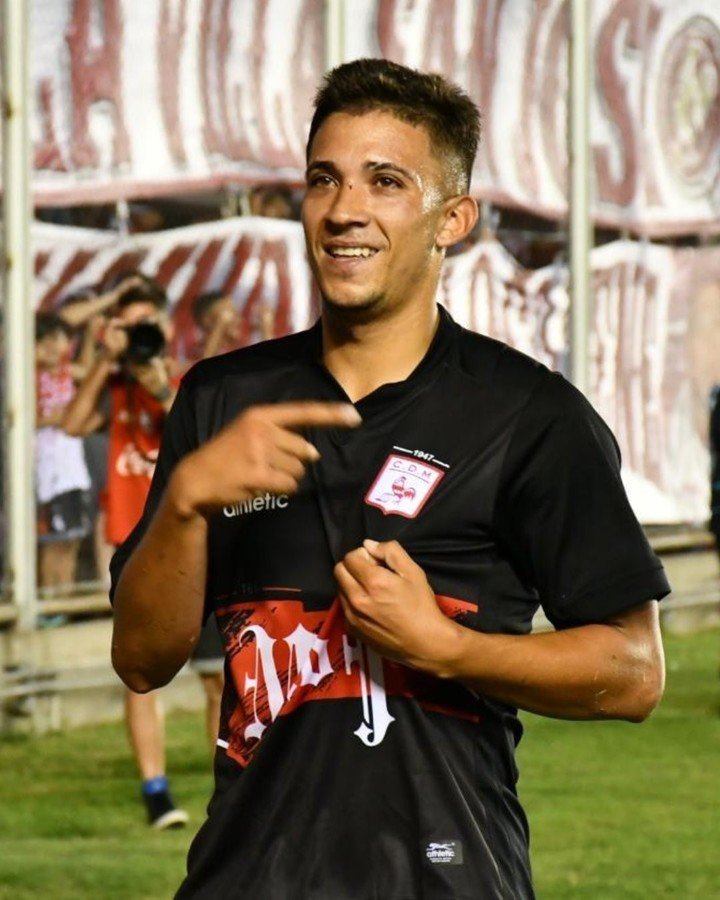 Yair González.