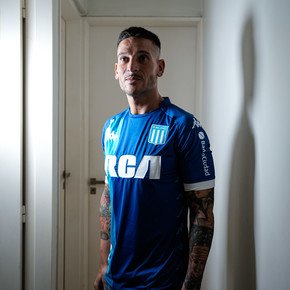 El hincha de Racing baleado en Brasil, con Olé: "Me salía sangre como en una película de guerra, pensé que me moría"
