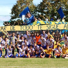 Alem sigue bien de cerca a los punteros de la Primera C