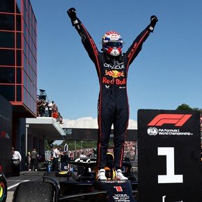 Apareció el tetracampeón: Verstappen arrasó en Imola y ya le mete presión a los McLaren