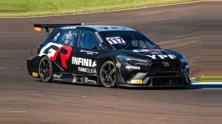Matías Rossi (Toyota), el poleman de la primera carrera de la temporada en el TC2000.