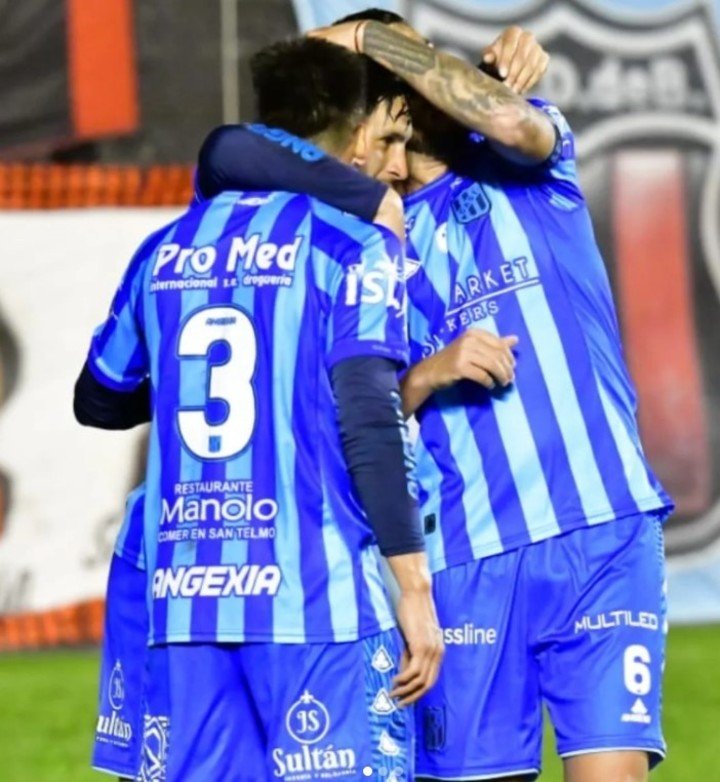 El festejo de los jugadores del Candombero.