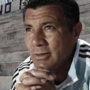 El Loco Enrique se postula a concejal y se suma a los exfutbolistas que llegan a la política