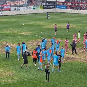 CADU ganó una final por la permanencia y dejó casi condenado a Talleres (RE)