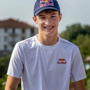 Quién es el joven argentino que fue contratado por Red Bull pensando en la Fórmula1 