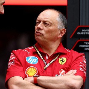 Se terminan los rumores: Ferrari renovó a Vasseur como jefe de equipo
