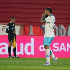 Racing se llevó un importante triunfo ante Huracán antes de la Copa