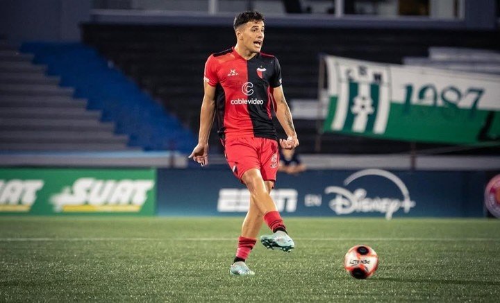 Forneris donó el 15% de su transferencia.