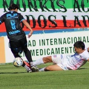 Respira Midland: Villa San Carlos no pudo y empató sin goles