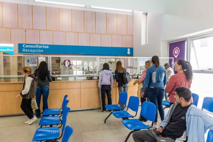En el último año, la demanda en Centros de Salud y hospitales Municipales creció un 37%