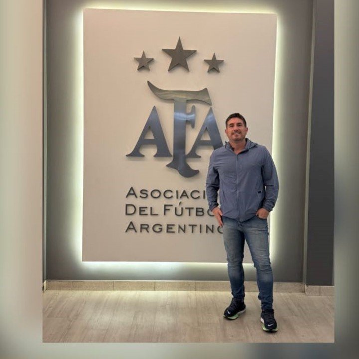 El joven presidente Allou tiene un par de ases bajo la manga para recuperar a Crucero del Norte.