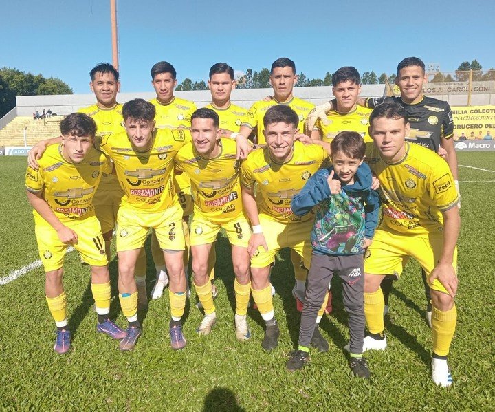 Crucero del Norte acabó el Federal A jugando con juveniles del club.