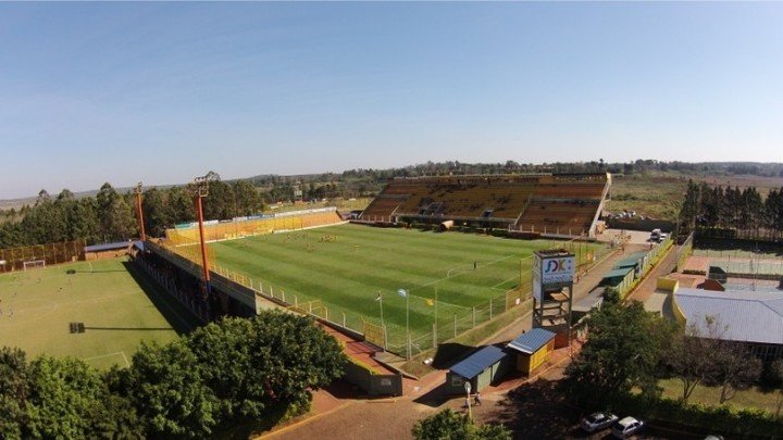 Estadio modelo en los alrededores de Posadas.