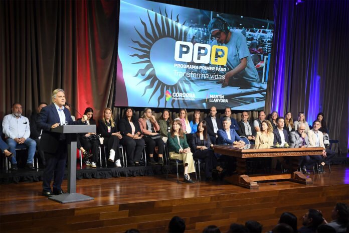 Llaryora presentó una nueva edición del PPP para 15