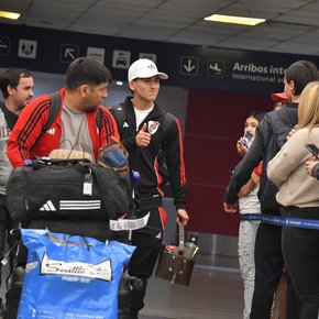 Optimismo por la renovación de Subiabre luego de la reunión entre River y su representante